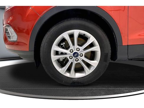 Used 2019 Ford Escape SE image 10