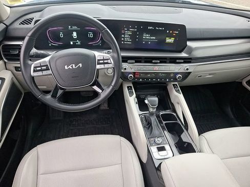 Used 2024 Kia Telluride S w/ S Sunroof Package image 13