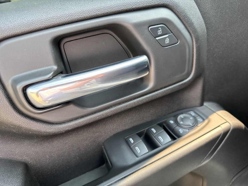 Used 2024 Chevrolet Silverado 2500 Custom w/ Custom Value Package AWD/4WD image 16