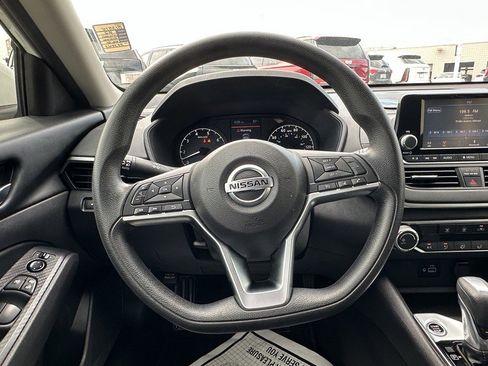 Used 2022 Nissan Altima 2.5 S image 13