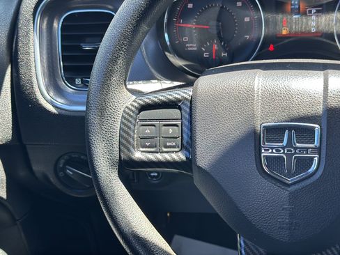 Used 2014 Dodge Charger SE RWD image 27