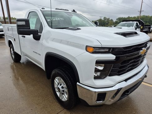 New 2025 Chevrolet Silverado 2500 W/T w/ WT Convenience Package image 1