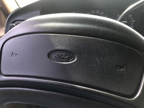 Used 1996 Ford F250 2WD Crew Cab image 40
