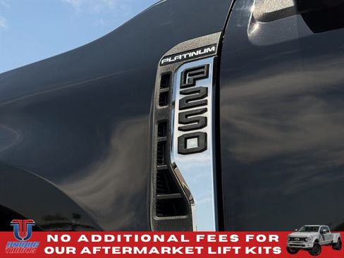 Used 2024 Ford F250 Platinum w/ Tremor Off-Road Package AWD/4WD image 17