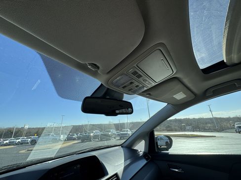 Used 2014 Honda Odyssey EX-L image 25