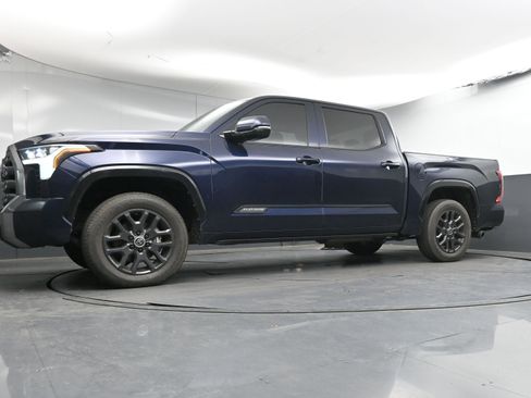 Used 2024 Toyota Tundra Platinum image 21
