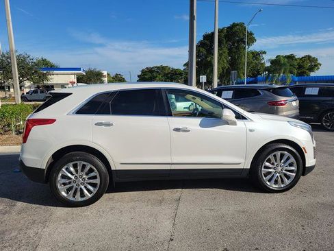 Used 2019 Cadillac XT5 Platinum image 6
