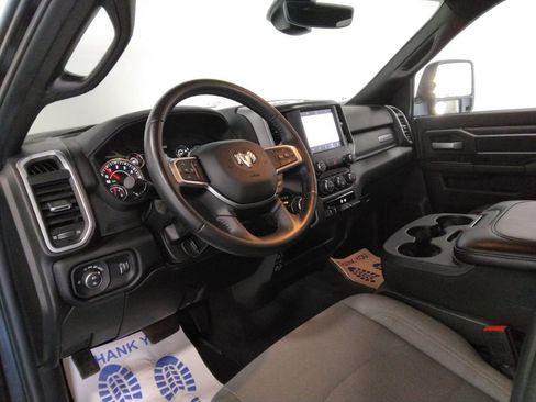 Used 2024 RAM 2500 Big Horn w/ Bed Utility Group image 29