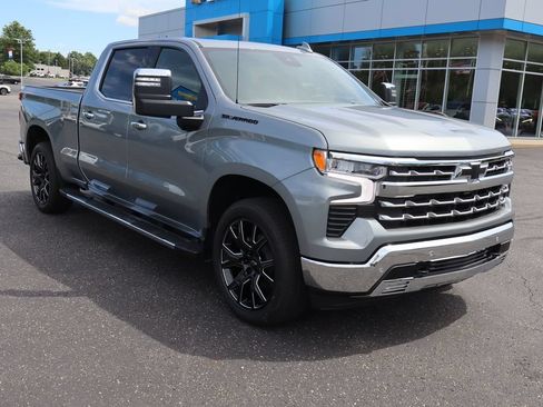 New 2026 Chevrolet Silverado 1500 LTZ w/ LTZ Premium Package AWD/4WD image 2