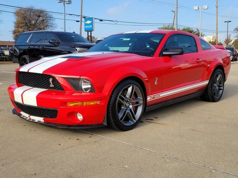 Used 2009 Ford Mustang Shelby GT500 image 2