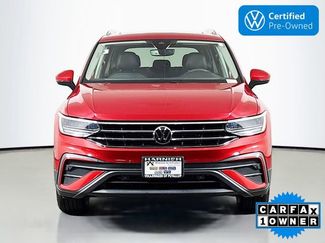 Certified 2022 Volkswagen Tiguan SE w/ Panoramic Sunroof Package video 2