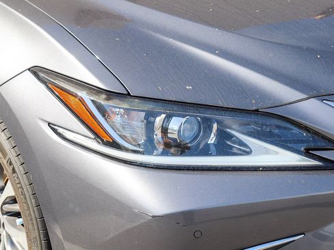 Used 2021 Lexus ES 350 w/ Premium Package image 6