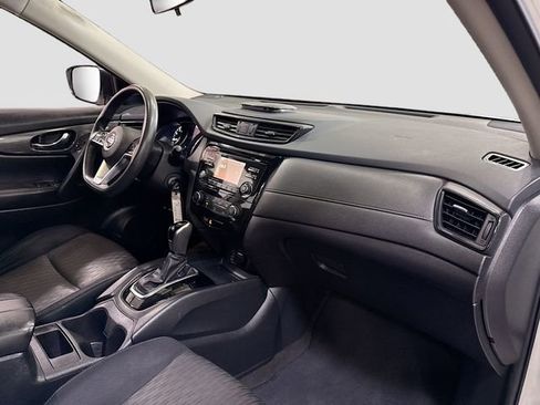 Used 2017 Nissan Rogue S image 27
