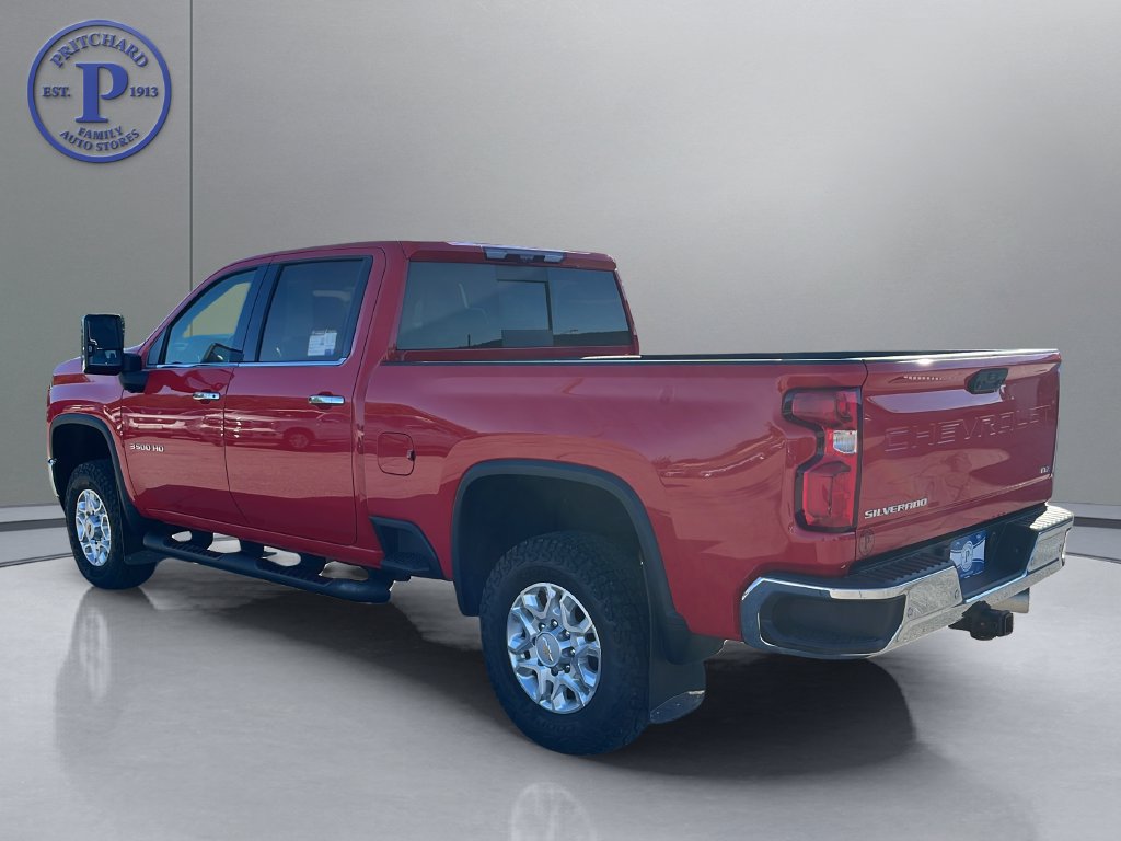 Used 2023 Chevrolet Silverado 3500 LTZ w/ LTZ Plus Package AWD/4WD image 5