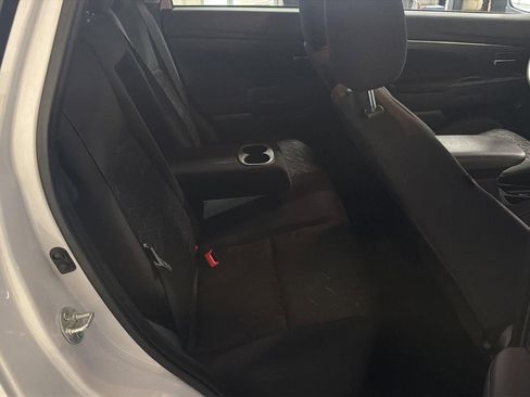 Used 2023 Mitsubishi Outlander Sport ES image 15