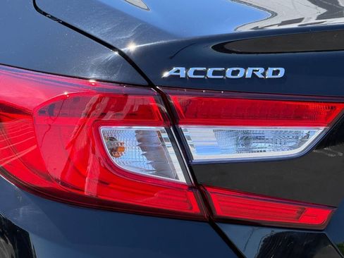 Used 2019 Honda Accord EX image 28