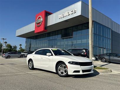 Used 2022 Dodge Charger SXT w/ Leather Interior Group