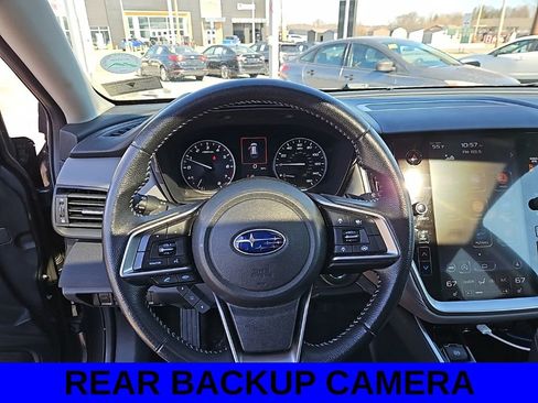 Used 2022 Subaru Outback Premium image 9
