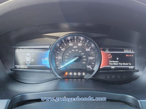 Used 2017 Ford Explorer Limited w/ Class II Trailer Tow Package image 21