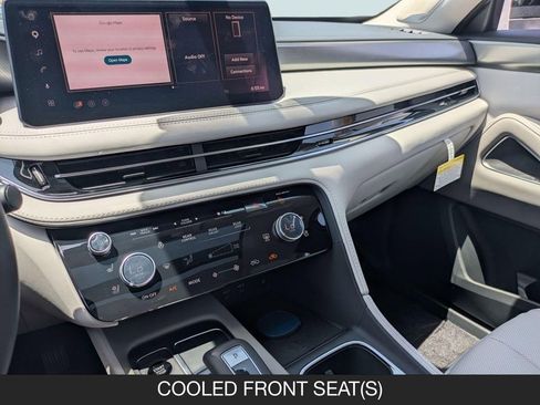 New 2027 INFINITI QX60 Luxe FWD image 22