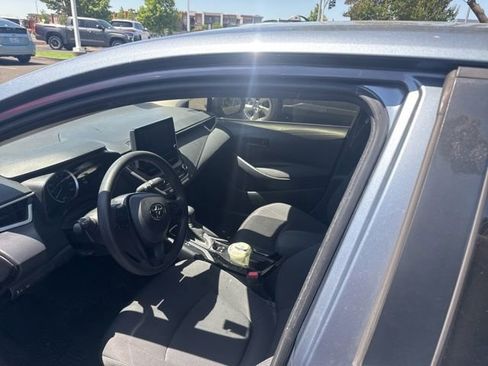 Used 2022 Toyota Corolla LE FWD image 7