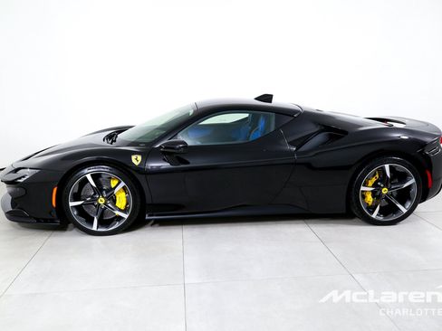 Used 2023 Ferrari SF90 Stradale AWD/4WD image 5
