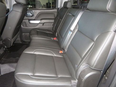 Used 2018 Chevrolet Silverado 1500 LT w/ All Star Edition AWD/4WD image 28