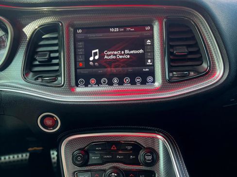 Used 2017 Dodge Challenger SRT Hellcat image 24