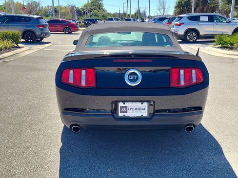 Used 2010 Ford Mustang GT image 7