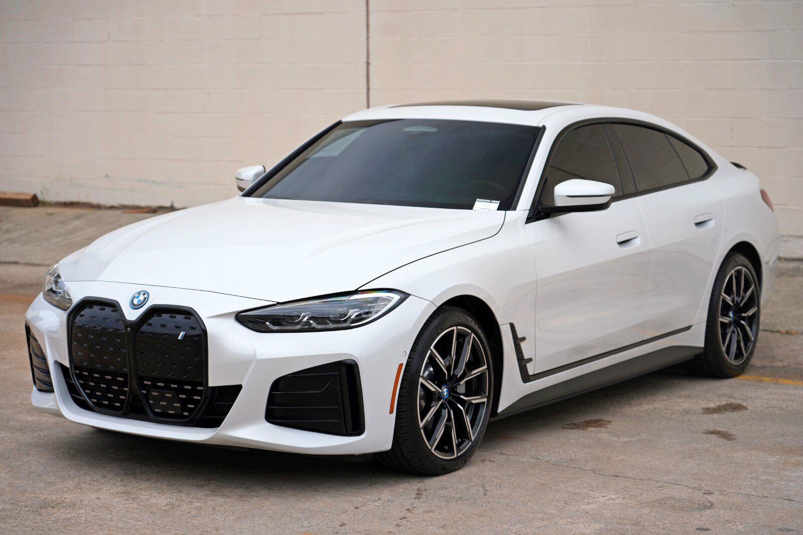Used 2024 BMW i4 eDrive40 w/ M Sport Package RWD image 51