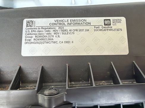 Used 2024 Chevrolet Express 2500 w/ Driver Convenience Package image 28