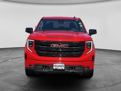 Used 2023 GMC Sierra 1500 Elevation