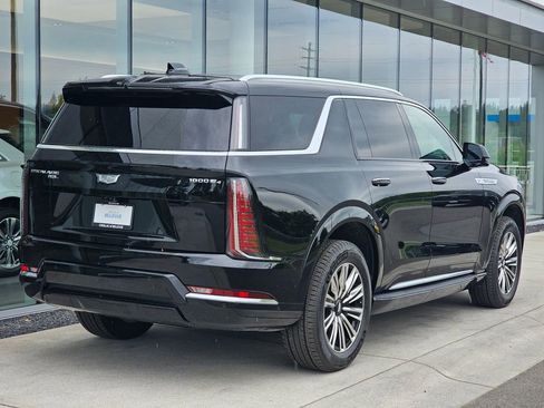 New 2026 Cadillac Escalade IQL Luxury AWD/4WD image 5