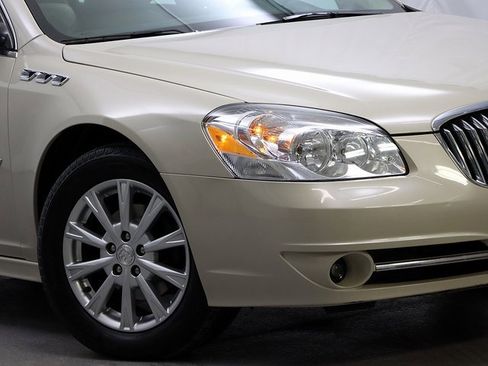 Used 2011 Buick Lucerne CXL w/ Driver Confidence Package image 3