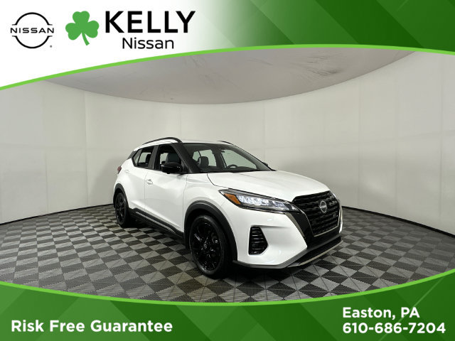 Certified 2024 Nissan Kicks SR w/ SR Premium Package FWD image 1