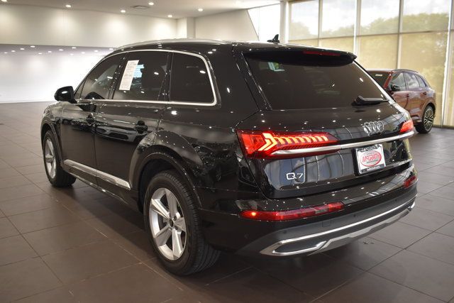 Used 2023 Audi Q7 3.0T Premium w/ Convenience Package AWD/4WD image 7