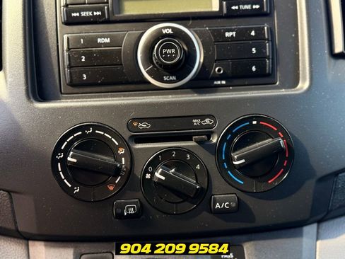 Used 2015 Nissan NV200 SV FWD image 20