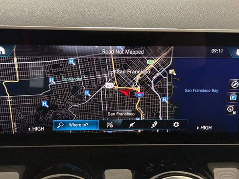 Used 2021 Mercedes-Benz GLA 250 image 19