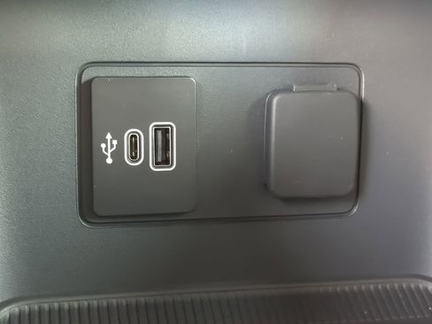 New 2026 Ford Explorer Active image 64