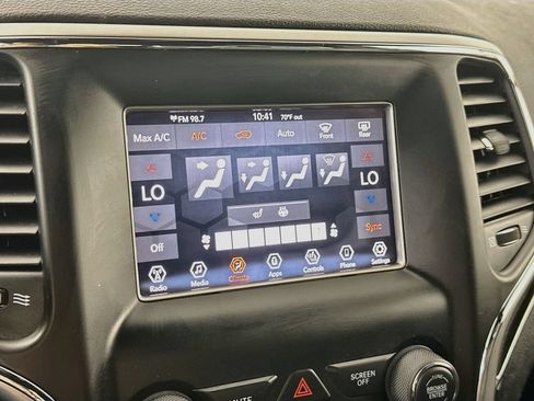 Used 2018 Jeep Grand Cherokee Limited RWD image 20