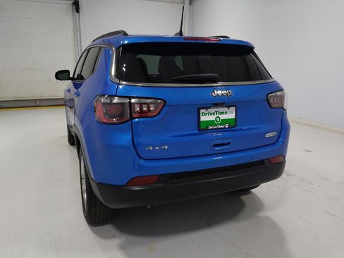 Used 2023 Jeep Compass Latitude AWD/4WD image 6