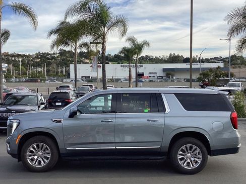 Used 2025 GMC Yukon XL Denali image 6