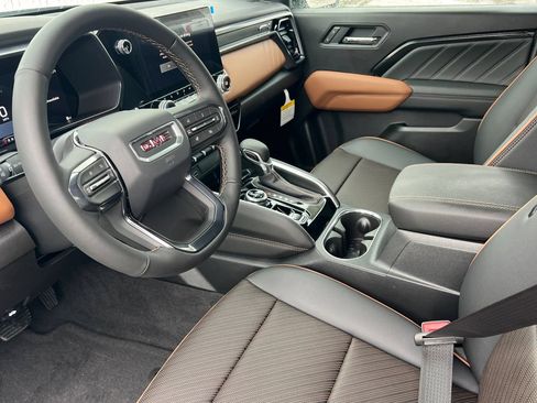 New 2026 GMC Canyon AT4 w/ Technology Plus Package AWD/4WD image 7