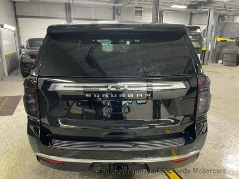 Used 2023 Chevrolet Suburban LS image 6