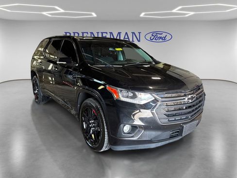 Used 2020 Chevrolet Traverse Premier w/ Redline Edition AWD/4WD image 3