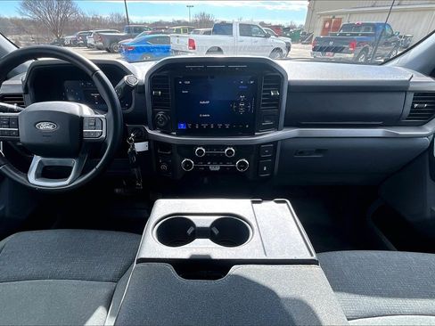 Used 2024 Ford F150 XLT image 12