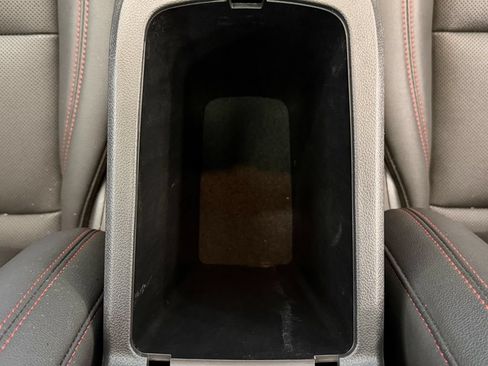 Used 2025 Chevrolet Trax RS w/ Sunroof Package FWD image 24