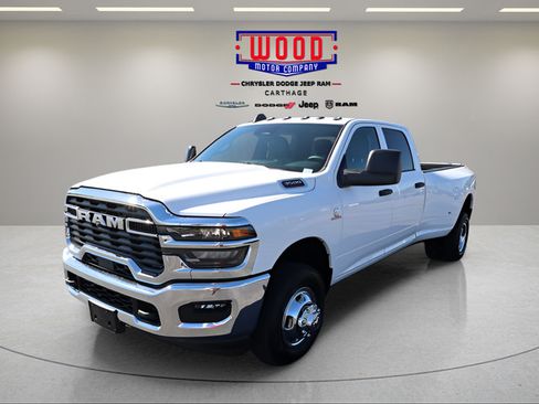 New 2027 RAM 3500 Tradesman w/ Chrome Appearance Group A AWD/4WD image 7