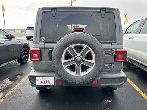 Used 2021 Jeep Wrangler Unlimited Sahara image 12