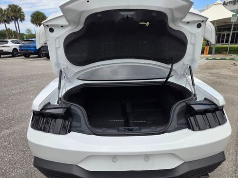 Used 2024 Ford Mustang Coupe RWD image 25